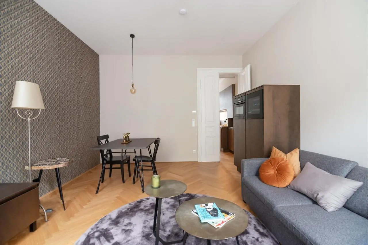 Hochwertiges Apartment Mit Direkter Anbindung Zum Zentrum In Hippen Viertel Vienna Austria