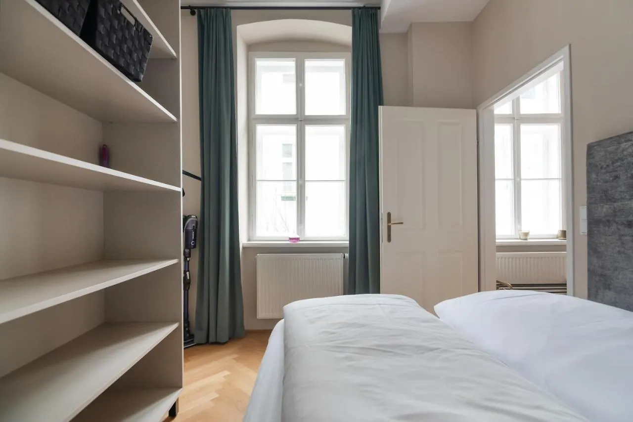 Hochwertiges Apartment Mit Direkter Anbindung Zum Zentrum In Hippen Viertel Vienna Austria